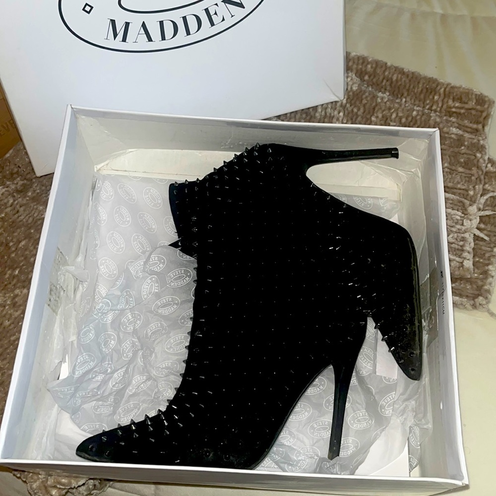Steve Madden spiked heel boot